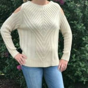 NWOT Francesca's cold shoulder sweater